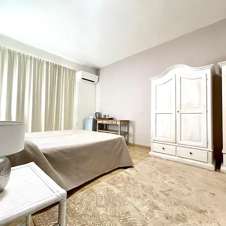 Guest house Mameli Lt *